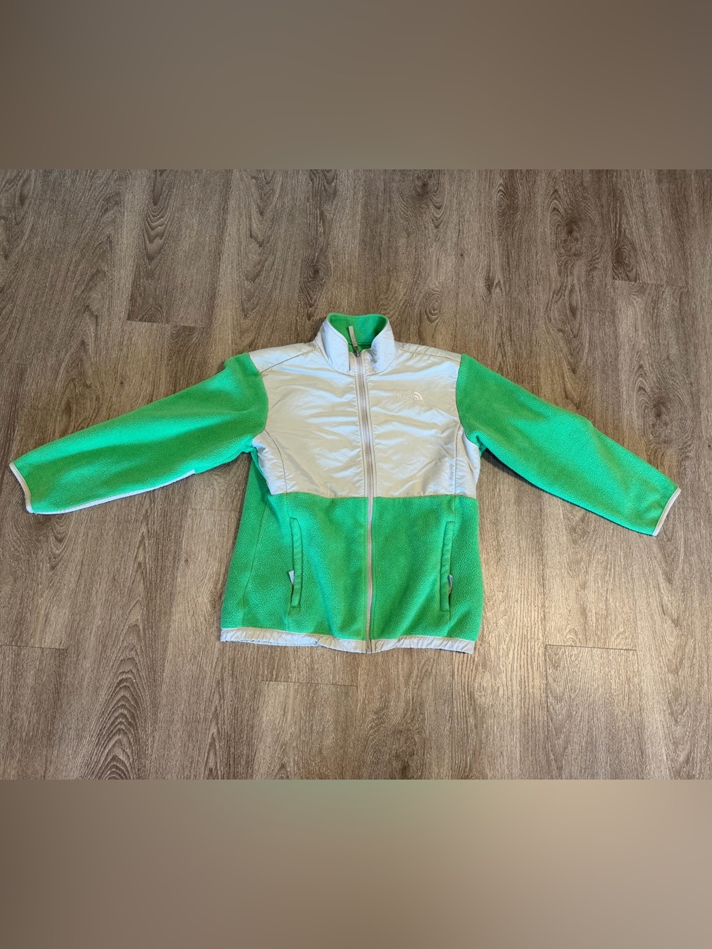 The North Face Fleece Lime Jacket Girls Size XL In Excellent Used Condition